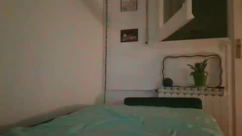 Snapshot of domingodelluvia chatting on 09.16.25 Alzest online show from 09.16.25