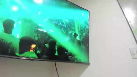 DOMI online show from 12.22.25