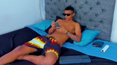 dominic_smith_ online show from 12.02.24