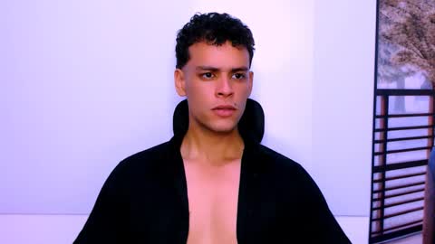 Dominic online show from 10.07.25