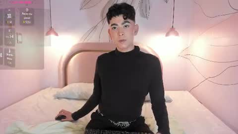 Snapshot of dominicjay_ chatting on 07.16.26 DOMINIC online show from 07.16.26