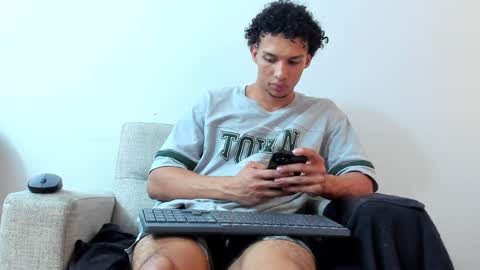 Snapshot of dominick_star chatting on 12.13.24 Dominick Star online show from 12.13.24