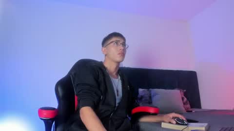 Dominik online show from 04.12.26