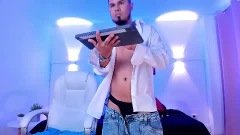 Dominik online show from 06.11.26