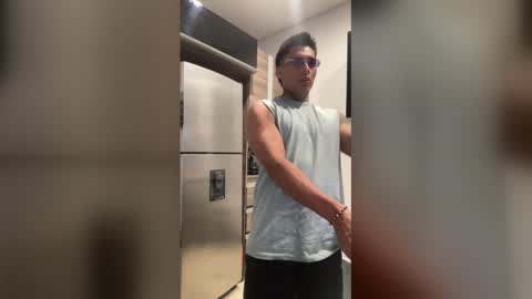 Snapshot of dominiofit chatting on 03.04.26 Only fans Ronnie col---InstaRonniecolleman online show from 03.04.26