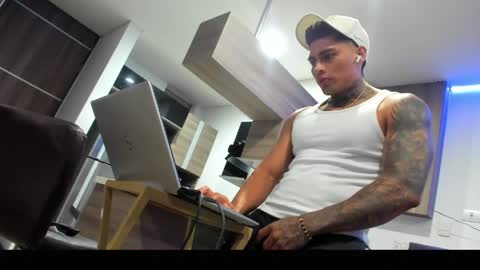 Only fans Ronnie col---InstaRonniecolleman  online show from 03.30.26