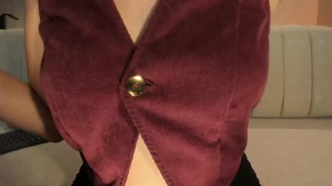 Dominique online show from 01.11.25