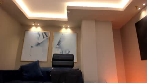 Dominique online show from 03.09.25