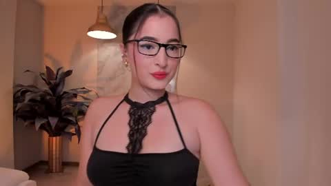 Snapshot of dominiquevega_ chatting on 07.15.26 Dominique online show from 07.15.26