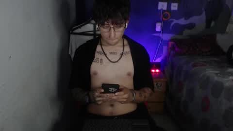 Snapshot of dominus_kane chatting on 11.27.25 dominus_kane online show from 11.27.25