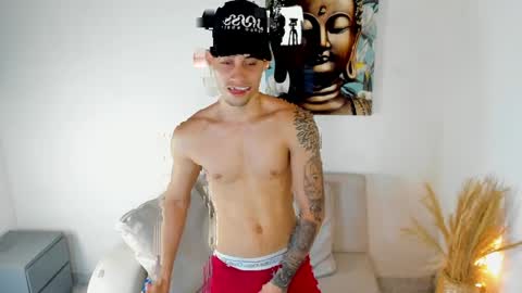 dominyck_ online show from 04.02.26