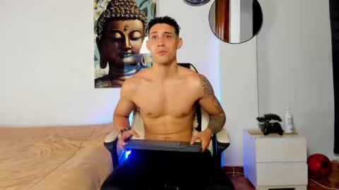 dominyck_ online show from 07.17.26