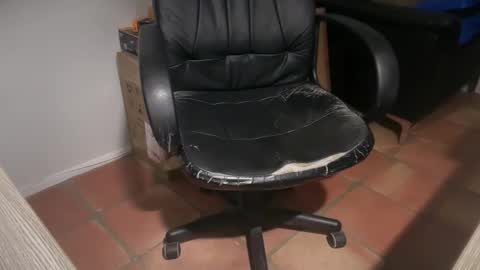 Snapshot of donk566 chatting on 11.10.25 donk566 online show from 11.10.25