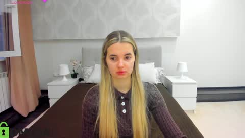 Donna On GMT2 Mon-Fri 3-9 AM online show from 04.01.26