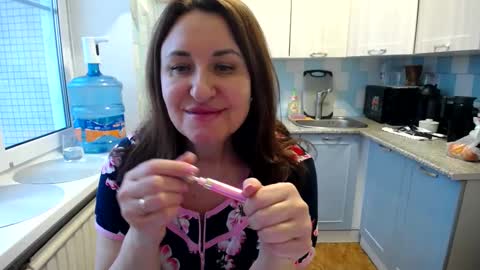 Tatiana 43 curvy sexy body and Joanna redhead 39 years online show from 02.03.25