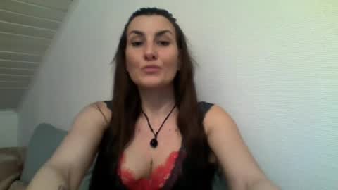 DonnaLive online show from 04.06.26