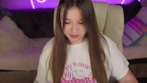 DONNA online show from 11.21.25