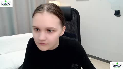 Sia online show from 04.14.26