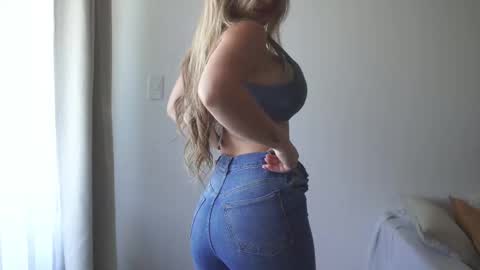 Donatella online show from 10.09.25