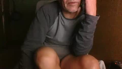 Snapshot of dontwalkonthegrass2 chatting on 11.29.25 frenchfirefighter online show from 11.29.25