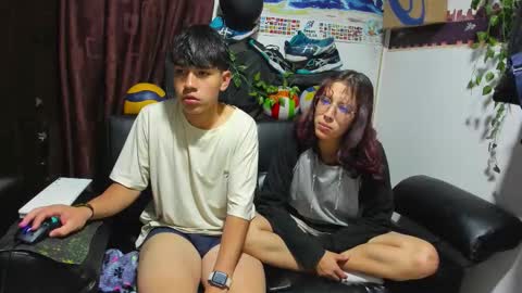 Snapshot of donuts_dd chatting on 09.24.25 Donuts DD online show from 09.24.25