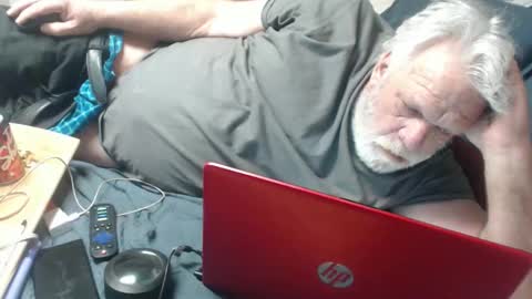 cummingdoouug online show from 04.07.26