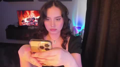 Dora Charmer online show from 06.12.26