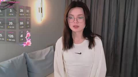 Snapshot of doris_lewis chatting on 11.06.25 Maria online show from 11.06.25