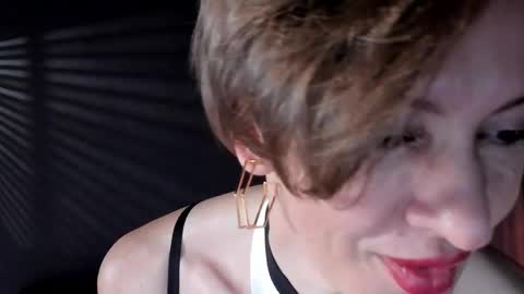 Dorothy Next stream on Monday at 3am-9am online show from 04.04.26