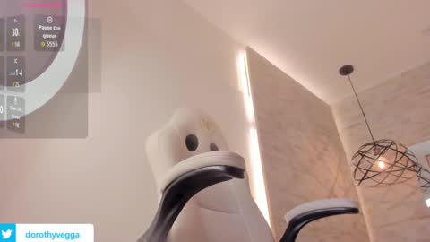  DOROTHY online show from 09.10.25