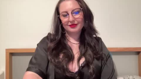 Snapshot of dorothydolly chatting on 05.04.26 Dorothy online show from 05.04.26