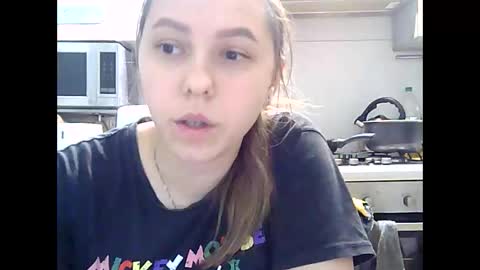 Dorrie Ann online show from 01.02.25