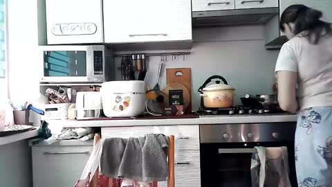 Dorrie Ann online show from 02.08.25