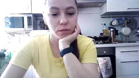 Dorrie Ann online show from 03.07.25