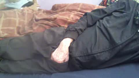 Hello  welcome to Slutsville  I am the Naked Chef  really  but you may call me Peter online show from 04.11.26