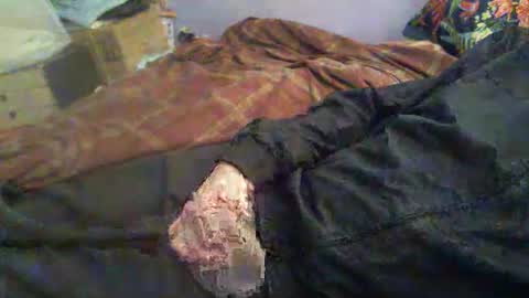 Hello  welcome to Slutsville  I am the Naked Chef  really  but you may call me Peter online show from 04.16.26