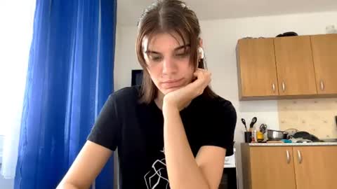 Snapshot of dorthacostain chatting on 07.24.26 Alice online show from 07.24.26