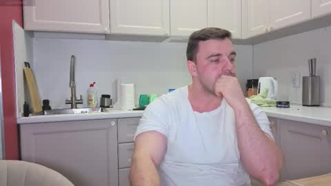 Sasha online show from 10.20.25