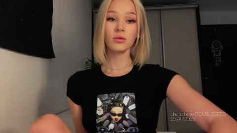 MOLLYYYY dont forget to give me a thumb up online show from 04.23.26