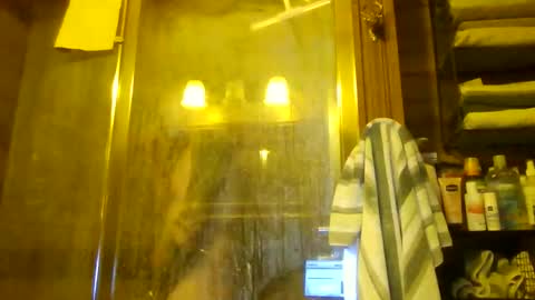 Snapshot of doucettej893 chatting on 02.03.26 doucettej893 online show from 02.03.26