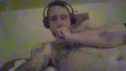 dougiestyles96 online show from 10.10.25
