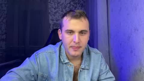 Snapshot of douglas_666 chatting on 11.12.25 douglas_666 online show from 11.12.25