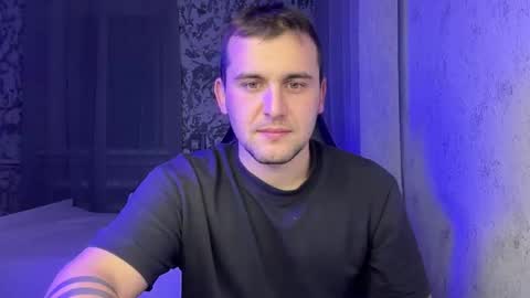 Snapshot of douglas_666 chatting on 11.18.25 douglas_666 online show from 11.18.25