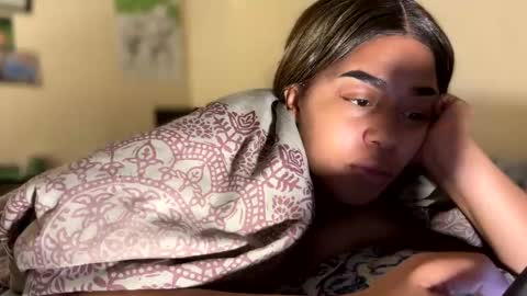 dove_love22 online show from 12.04.25