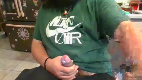 Snapshot of dpenguino chatting on 11.26.25 Dpenguino online show from 11.26.25