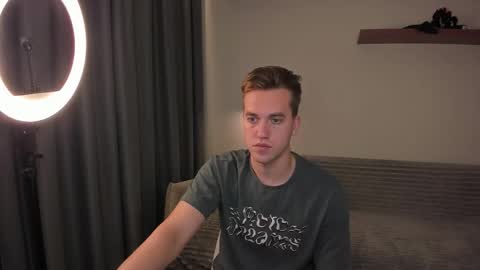 Snapshot of dr_your_dream chatting on 09.19.25 Mervin online show from 09.19.25