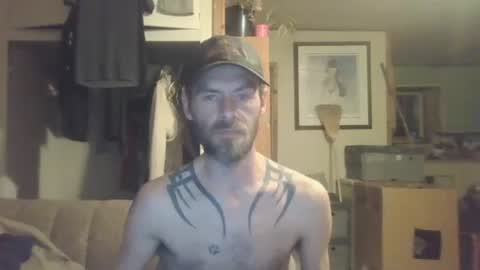 Snapshot of drac2009 chatting on 01.28.25 drac2009 online show from 01.28.25