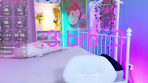 Snapshot of draculaura_ chatting on 01.19.25 Draculaura online show from 01.19.25