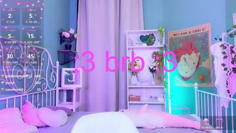 Snapshot of draculaura_ chatting on 02.03.25 Draculaura online show from 02.03.25