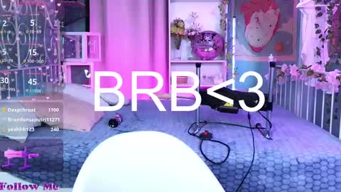 Snapshot of draculaura_ chatting on 02.25.25 Draculaura online show from 02.25.25